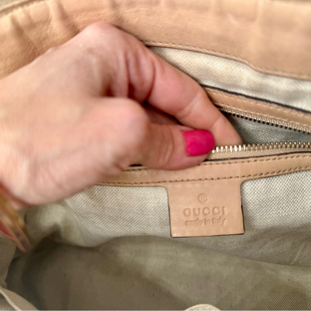 A- condition Gucci light pink leather Lovely Heart-Shaped tote bag + COA - Picture 9 of 10